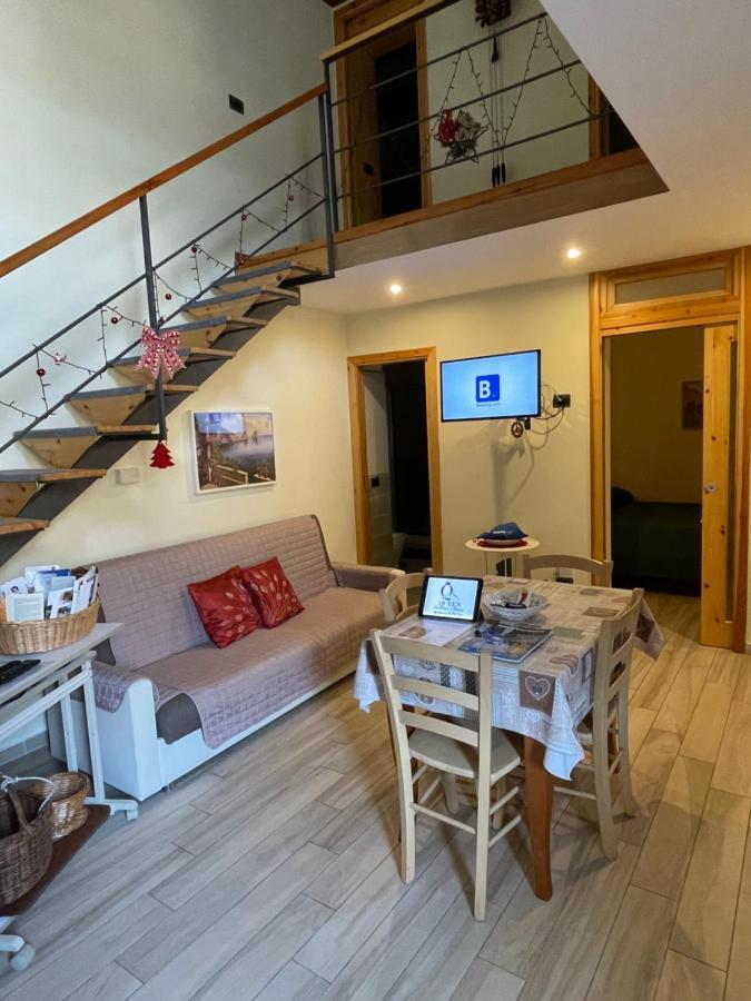 נאפולי Queen Carolina'S Homes - Apartments In Old Town מראה חיצוני תמונה
